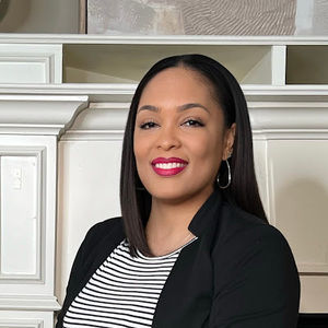 Meet your Posher, Trakevia